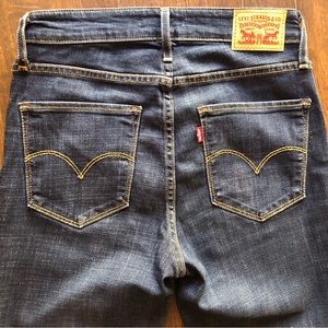 Levi’s 721 high rise skinny jean denim pant, size 4 medium W 27 L 30